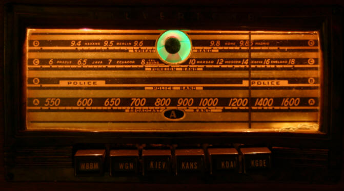 Silvertone Dial