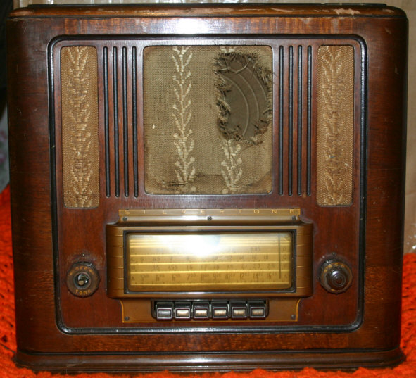 Silvertone Model R1181